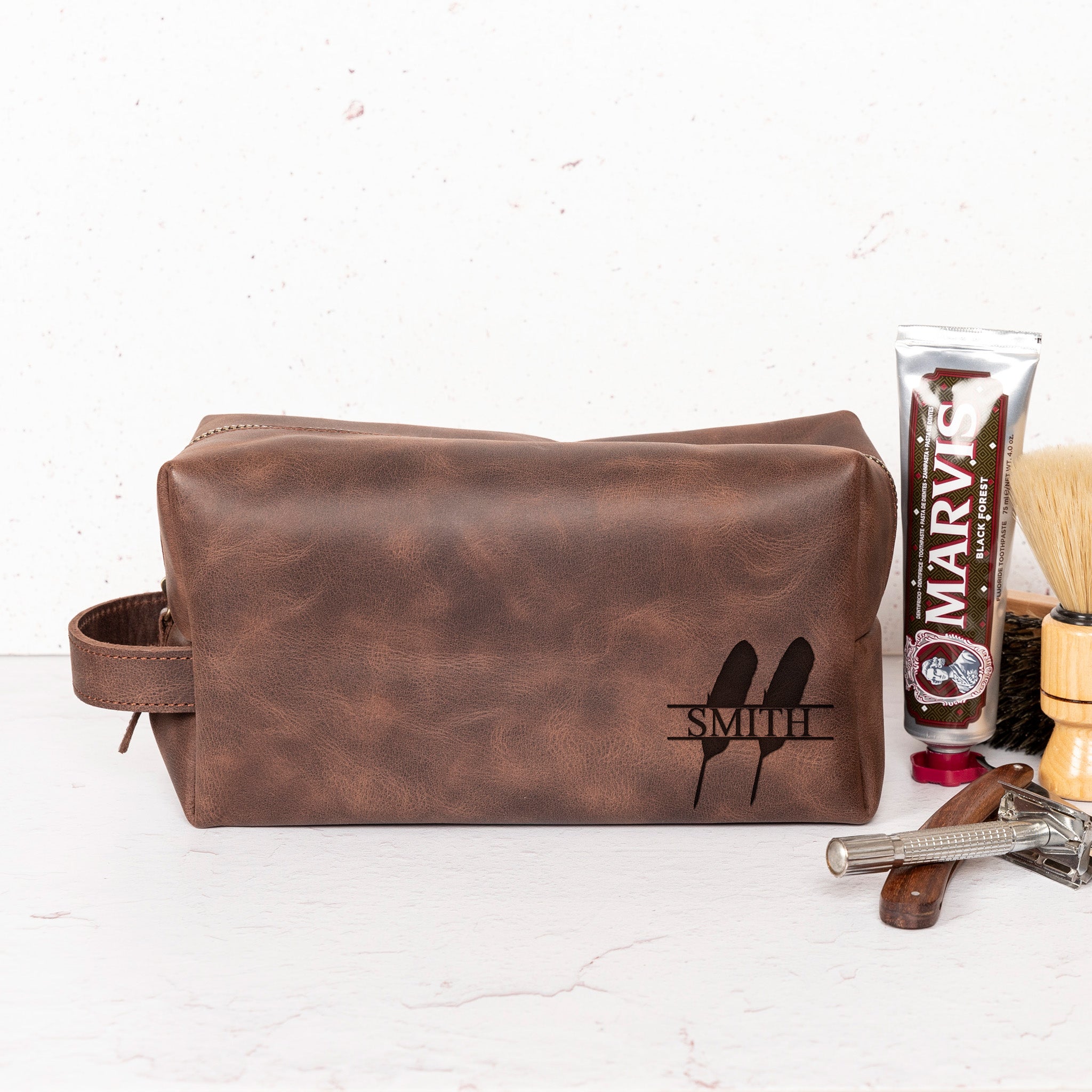 Teacher Themed Dopp Kit • Leather Toiletry Bag • Custom Gift - The Lush Gifts - Teacher Themed Dopp Kit • Leather Toiletry Bag • Custom Gift - The Lush Gifts - The Lush Gifts - High - Quality Leather Travel Bags for Teachers – Personalized Dopp Kits - Customized Leather Gift - Personalized Leather Gift